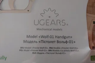 Ugears Wolf-01 Handgun Modello Meccanico