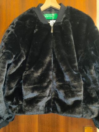 Bomber Benetton Negra Nueva Colección