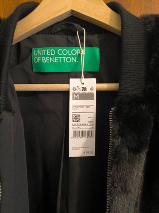 Bomber Benetton Negra Nueva Colección