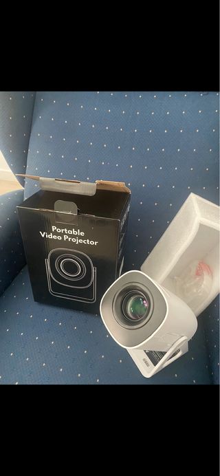 Mini Proyector Portátil 4K Nuevo