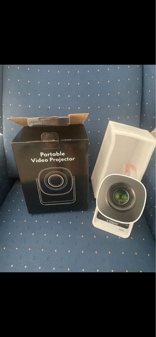 Mini Proyector Portátil 4K Nuevo