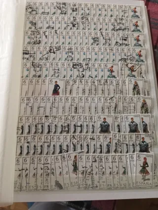 Sellos España - Trajes Regionales