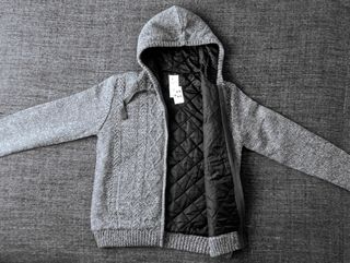 Chaqueta de punto acolchada Talla L (A ESTRENAR)