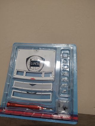 Lancia martini 037 1:8