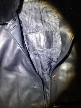 Chaqueta de piel mujer negra