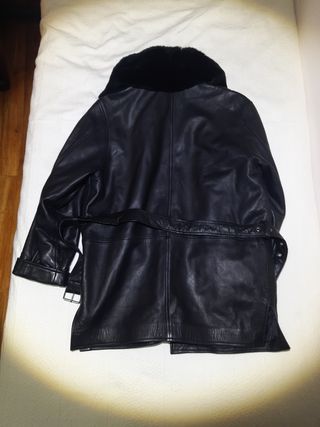 Chaqueta de piel mujer negra
