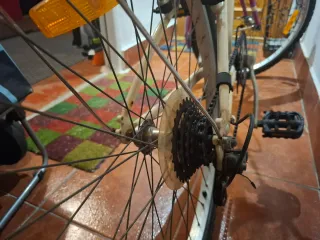 Bicicleta Btwin niña 9-12 años, varias velocidades