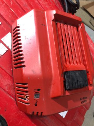 Cargador Hilti Li-Ion CPC