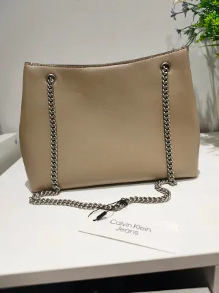 Bolso Calvin Klein Beige Cadena