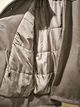 Abrigo marrón hombre Álvaro Moreno