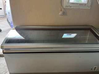 Congelador Caravell gran capacidad