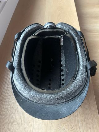 Casco de equitación negro