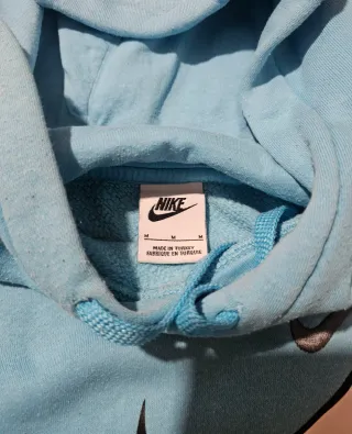 Sudadera Nike con capucha