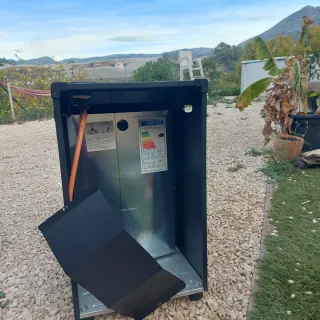 Estufa de gas Nevercold negra