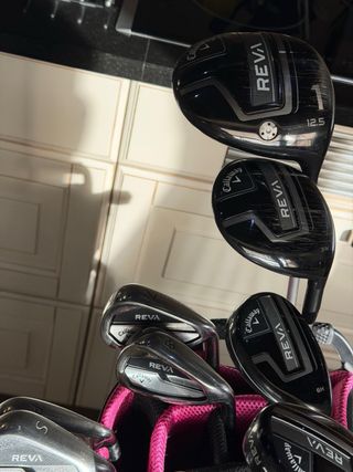 Set Palos Golf Callaway REVA Mujer.