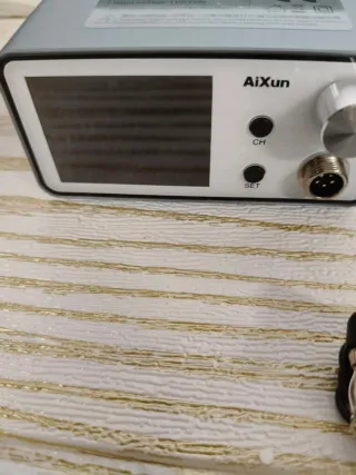 Centro de soldador AiXun