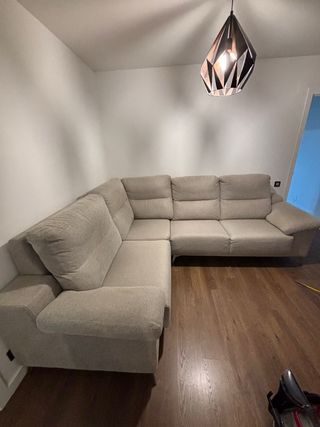 Limpieza de Sofás,Colchones,Alfombras , sillas .