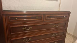 Peinadora de madera nueva