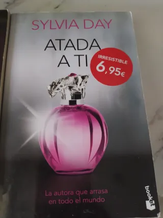 Trilogía novela, Atada a ti