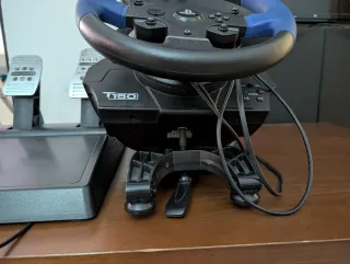 Volante Thrustmaster T150 PS4