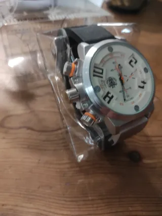 Reloj Calgary DAIKOKU Caballero Naranja Blanco.