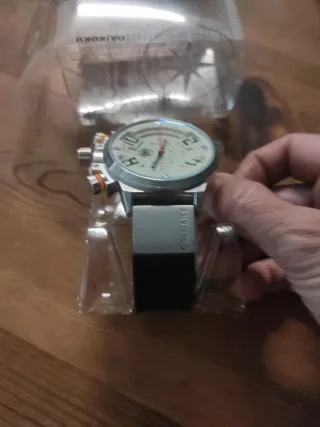 Reloj Calgary DAIKOKU Caballero Naranja Blanco.