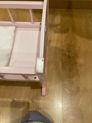 Cuna para muñecas rosa