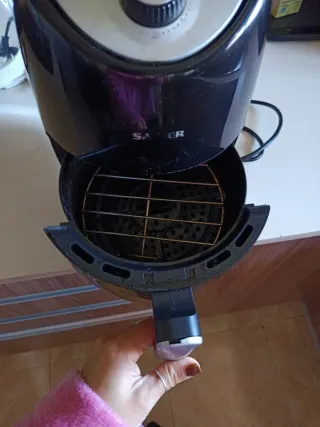 Freidora de aire negra 2L