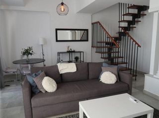 Piso en alquiler en Nueva Andalucía centro en Marbella