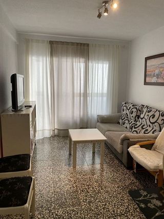 Piso en alquiler en Parque Mediterráneo - Santa Paula en Málaga