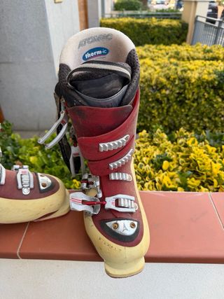 Esquís Atomic y Botas de Esquí