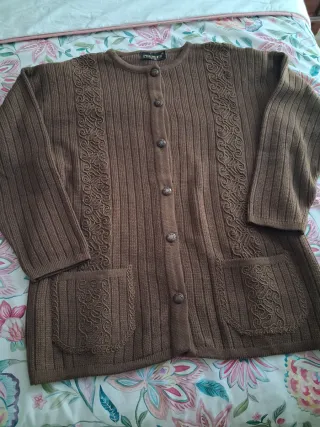 Cárdigan mujer marrón como nuevo
