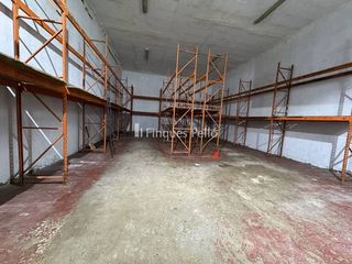 Local comercial en venta en Barri de Tueda en Sant Feliu de Guíxols