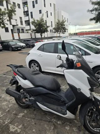 Yamaha Xmax 125