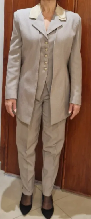 Tailleur donna 3 pezzi beige/tortora