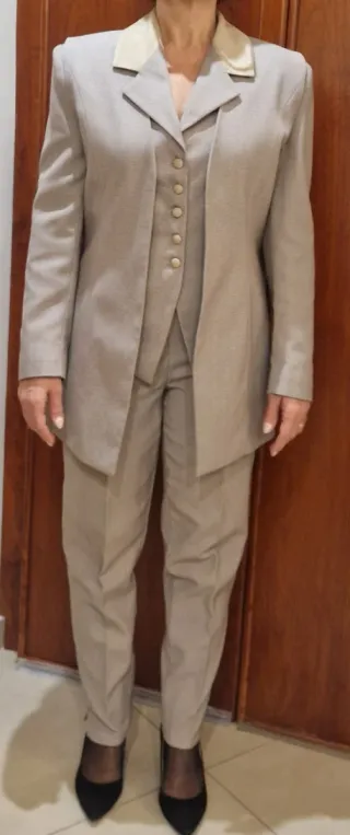 Tailleur donna 3 pezzi beige/tortora