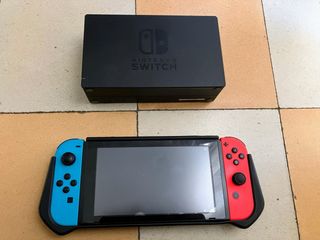 Nintendo Switch LCD V2 Azul/Rojo