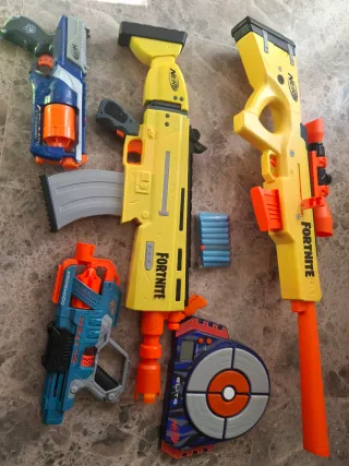 Lote Nerf: Pistolas, Metralletas y Balas.