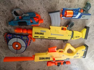 Lote Nerf: Pistolas, Metralletas y Balas.