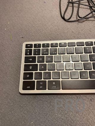 Teclado ingles con cable