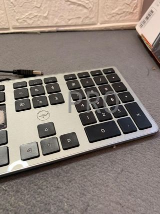 Teclado ingles con cable