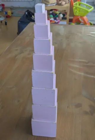 Torre Arcobaleno Rosa in Legno Waldorf Montessori
