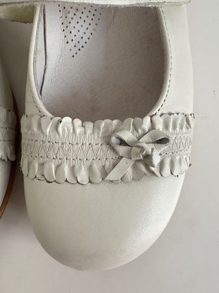 Zapatos piel niña Lion blanco talla 32