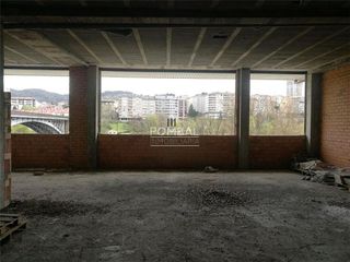 Local comercial en alquiler en A Ponte en Ourense