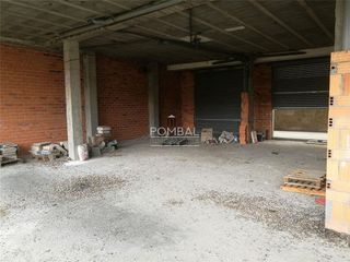 Local comercial en alquiler en A Ponte en Ourense