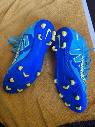 UNA GANGA !! Botas de fútbol Nike Mbappe