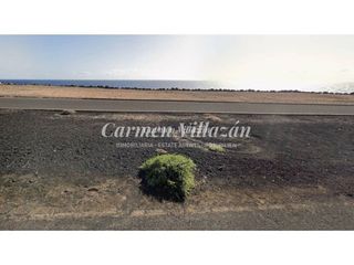Terreno en venta en Caleta de Fuste en Antigua