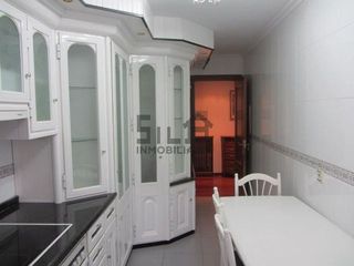 Piso en alquiler en Universidad en Ourense