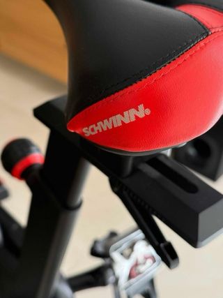 Bicicleta Estática Schwinn 700IC