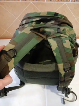 Mochila Táctica MFH 30L Camuflaje Woodland